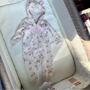 GAP Floral Hooded Baby One-Piece Romper in White and Pink